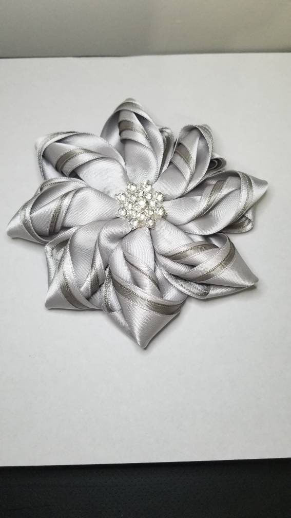 Triple Ribbon Brooched Flower Corsage (multi-color)